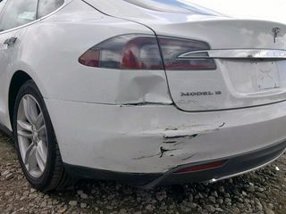 Tesla Model S foto 4