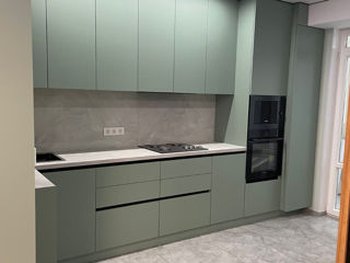 2-комн. кв., 75 м², 1/10 эт.