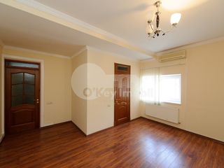 Oficiu în sect. Centru, 320 mp, 300000 € ! foto 5