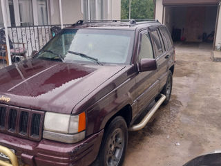 Jeep Grand Cherokee foto 1