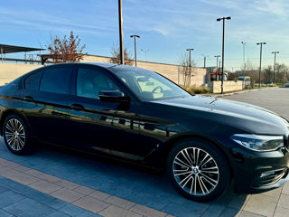 BMW 5 Series foto 4