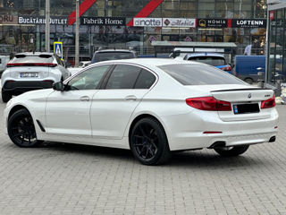 BMW 5 Series foto 5