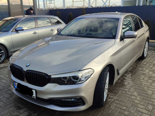 BMW 5 Series foto 10