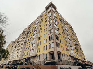 Apartament cu 3 camere, 90 m², Buiucani, Chișinău foto 1