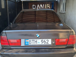 BMW 5 Series foto 2