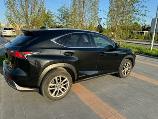 Lexus NX Series foto 4