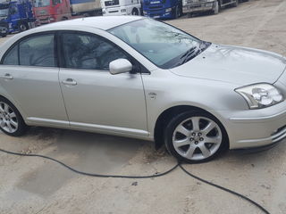 Toyota avensis 2.2  D4D 2.2 D-CAT  2.0 D4D forsunci motor ...