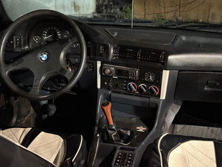 BMW 5 Series foto 8