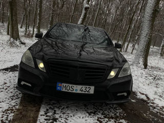 Mercedes E-Class foto 2