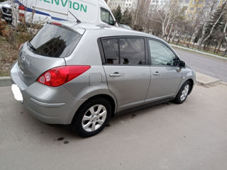 Nissan Tiida foto 5