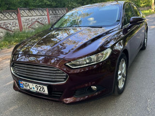 Ford Fusion foto 5