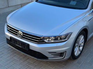 Volkswagen Passat foto 17