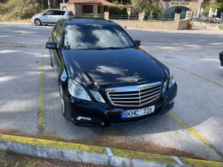 Mercedes E-Class foto 1