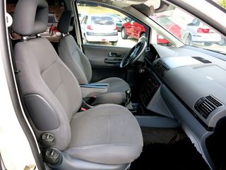 Volkswagen Sharan foto 6