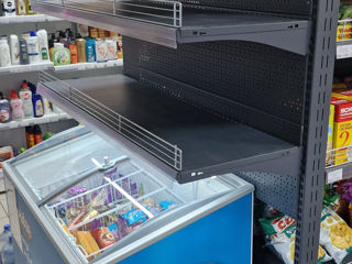 Se vinde frigidere, vitrine,  masa de marcaj.  Toate in stare ideală.  foto 1