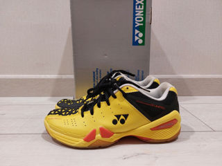Yonex, 39.5