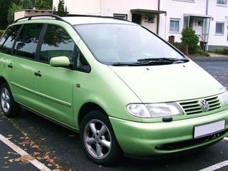 Volkswagen Sharan foto 2