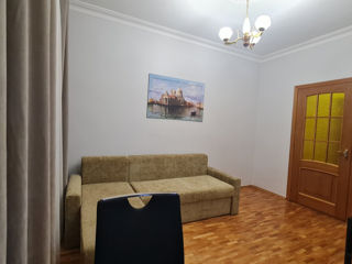 Apartament cu 3 camere, 70 m², Centru, Chișinău foto 3