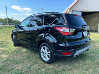 Ford Escape foto 5