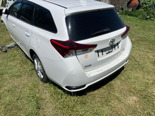 Toyota Auris foto 7