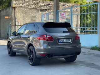 Porsche Cayenne foto 4