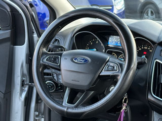 Ford Focus foto 9