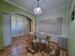 Apartament cu 3 camere, 90 m², Botanica, Chișinău foto 7