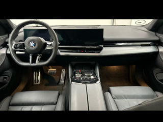 BMW 5 Series foto 5