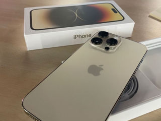 iPhone 14 Pro Max gold foto 2