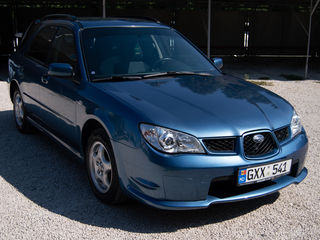Subaru Impreza foto 1