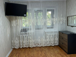 Apartament cu 2 camere, 47 m², Buiucani, Chișinău foto 3