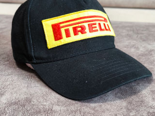 Pirelli фирменная кепка и т.д