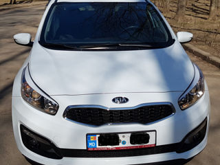 KIA Ceed foto 1