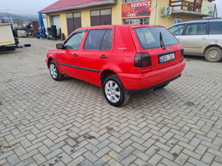 Volkswagen Golf foto 2