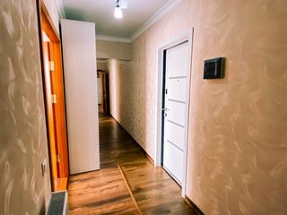 Apartament cu 3 camere, 76 m², Periferie, Ceadîr-Lunga, Ciadîr-Lunga