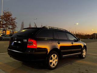 Skoda Octavia foto 3