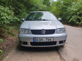 Volkswagen Polo foto 1