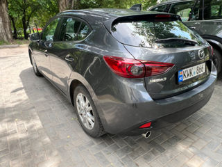 Mazda 3 foto 1