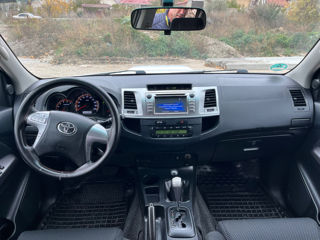 Toyota Hilux foto 10