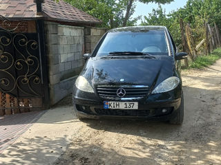 Mercedes A-Class foto 4