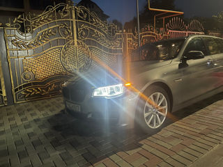 BMW 5 Series foto 4