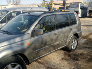 Nissan X-Trail foto 3