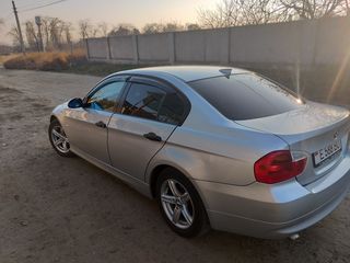 BMW 3 Series foto 2