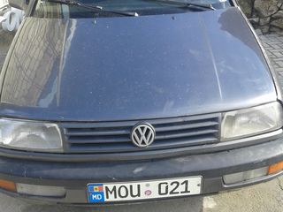 Volkswagen Vento foto 2
