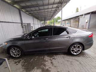 Ford Fusion foto 6