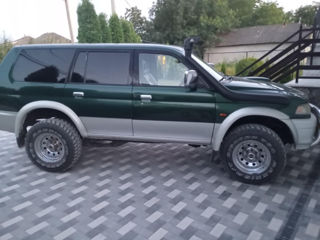 Mitsubishi Pajero Sport foto 6