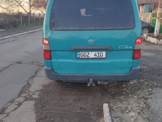 Toyota Hiace foto 6