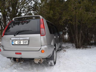 Nissan X-Trail foto 4