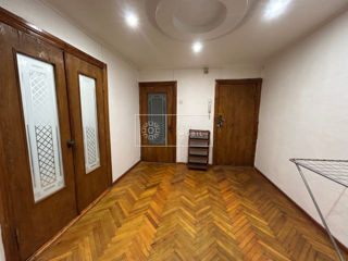 Apartament cu 3 camere, 85 m², Buiucani, Chișinău foto 13