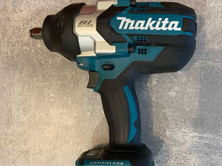 Vând Makita DTW1002 Z